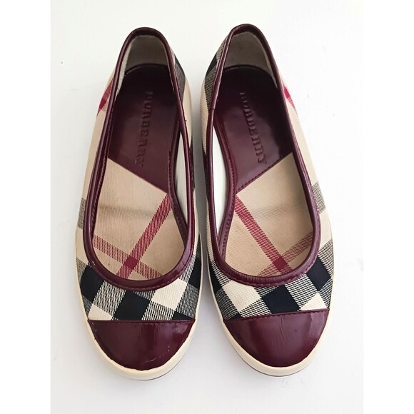 Burberry Nova Check Ballet Flat Burgundy Patent Cap Toe Rubber Bumper EU 35 US 5 - Picture 2 of 13